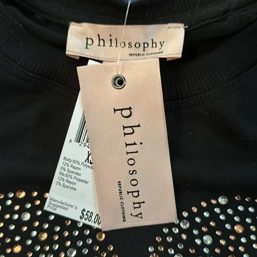 Top - Picture 3 of 4